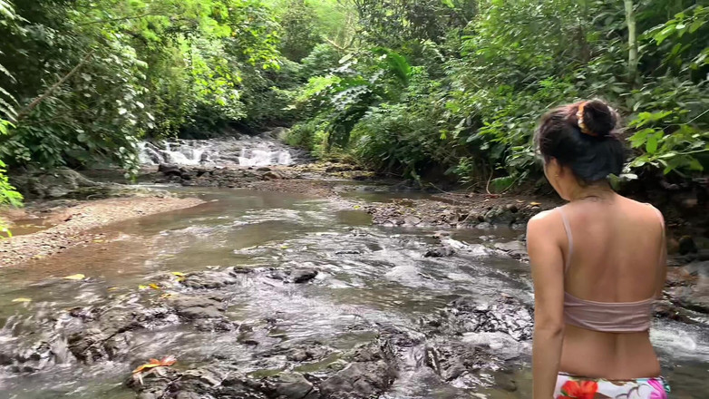 StaccyPh: 在河边做爱