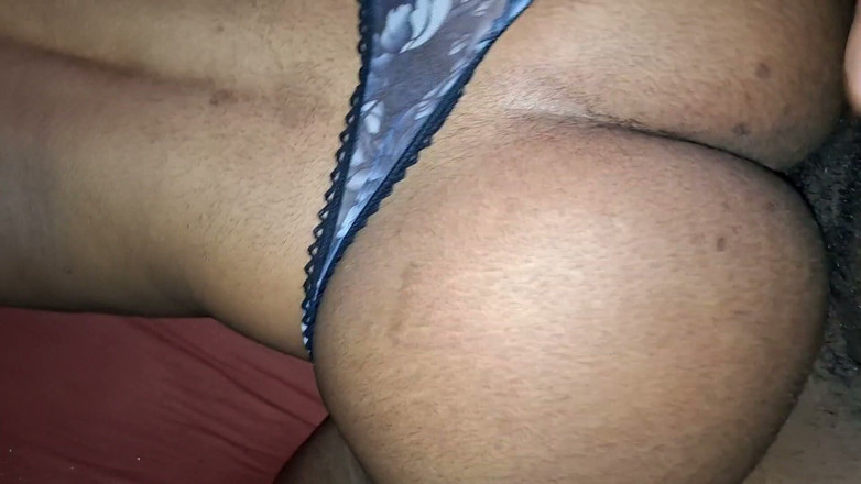 Mbingo237: 隣人との激しいセックス。
