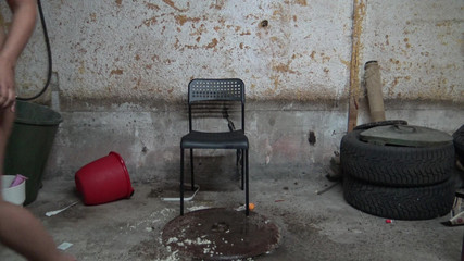 Souzan Halabi: Арабская мусульманская милфа в хиджабе писает - подборка писсинга