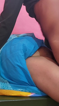 Saya mengoyak pepek isteri saya dengan zakar saya