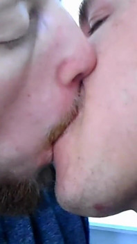 Hot Gay Kissing 30