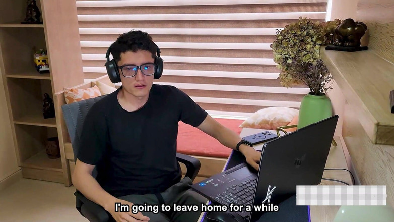 Pipe Boy: Üvey anne fantezisi büyük yarak inek büyük büyük götlü latin...