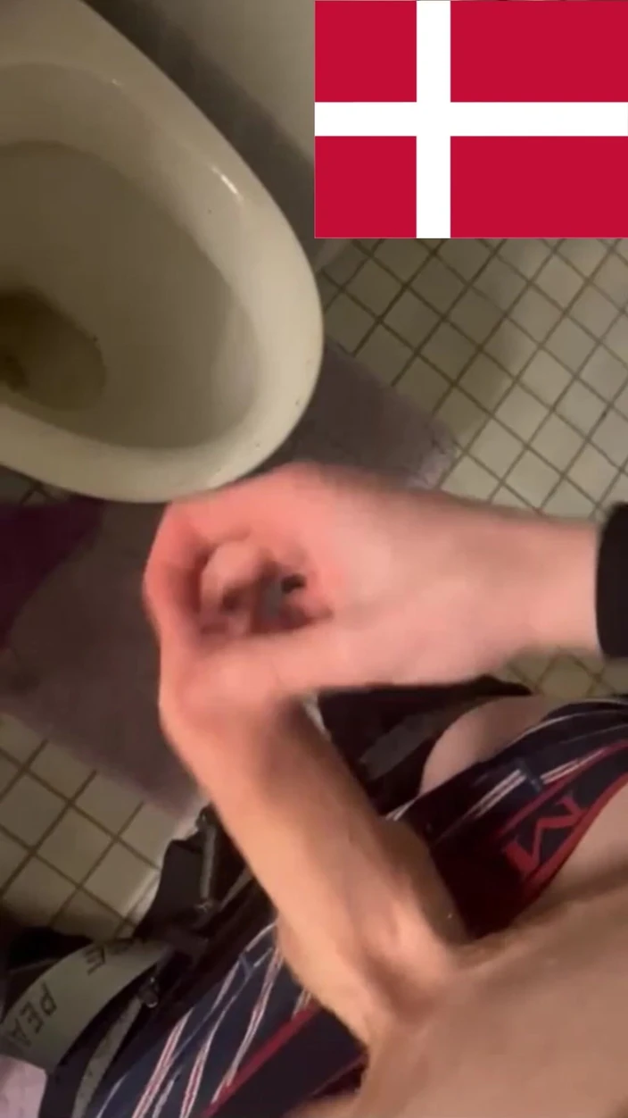 Horny College Boy Jerking off in Bed While Waiting for Stepdaddy