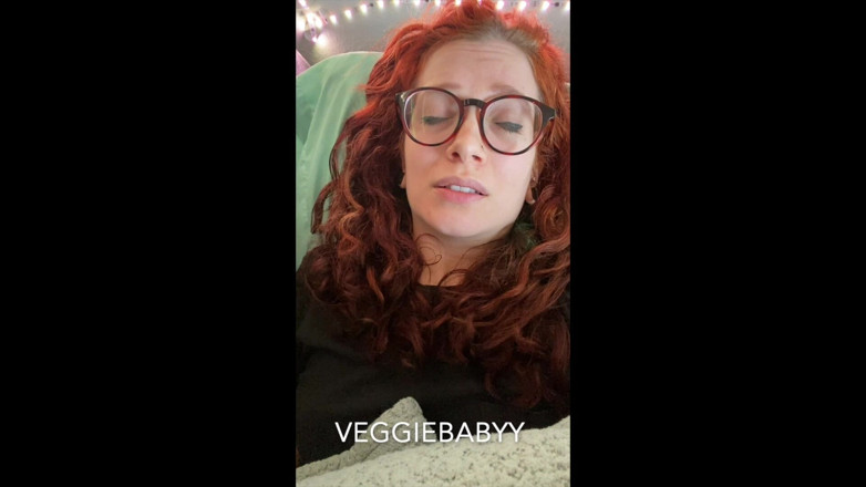 Veggiebabyy: Videohovor s krásnou agony Gfe
