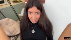 Dis Diger: 公共场合搭讪 - 第一次约会的女孩想要在紧致的屁股上肛交