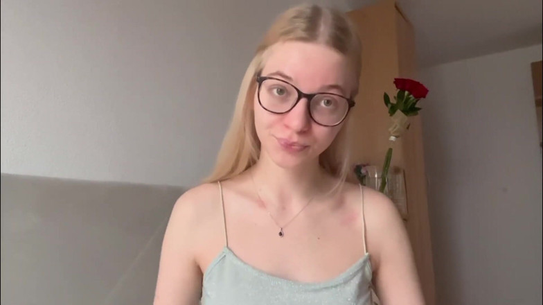 Goddess_Bella_Rae: Why Are so Many Adult Men Submissive