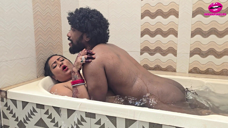Indianpinklips: Calda figa sesso con un nuovo ragazzo