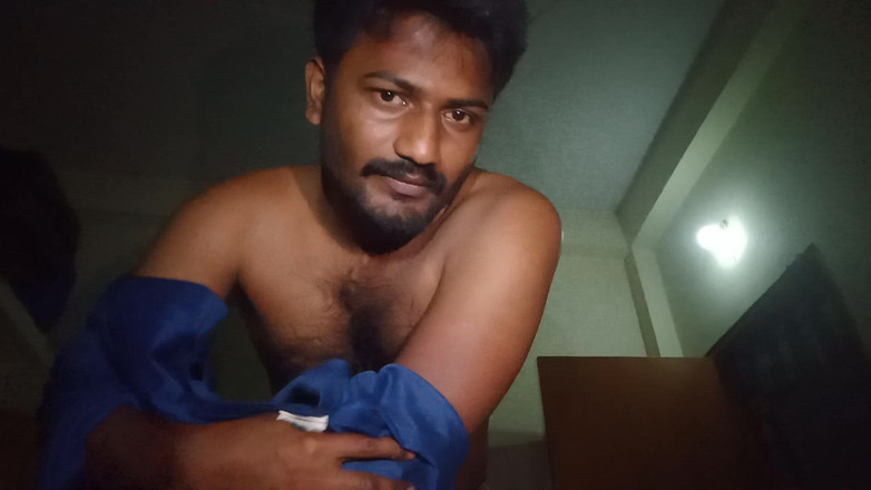 KUMBHA MANOJ KUMAR: Pertunjukan malam bintang lucah