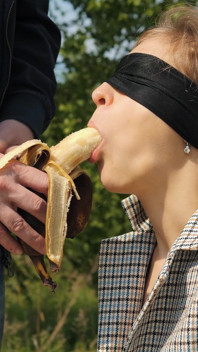 不要让我生气！我的好朋友在户外的黑 bbanana 2025 味觉游戏欺骗我再次出轨