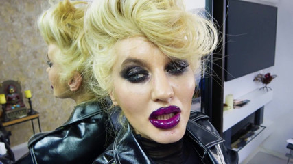 Goddess Celine: 당신은 완치되어 있습니까? (팬티 스타킹 중독)