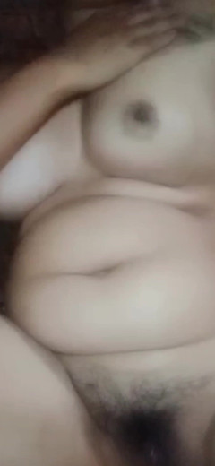 Momib45: Hårig fitta spelar