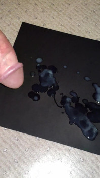 Pěkný detailní výstřik