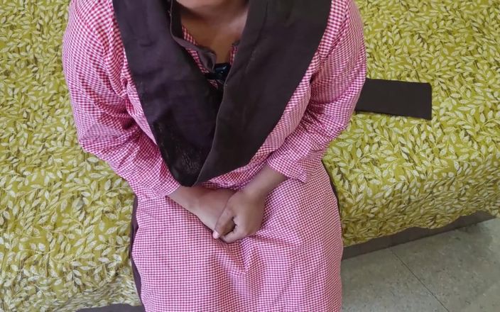 YOURAMRITA04: Hintli desi üniversiteli kız coching zamanında matematik öğretmeniyle sikişiyor