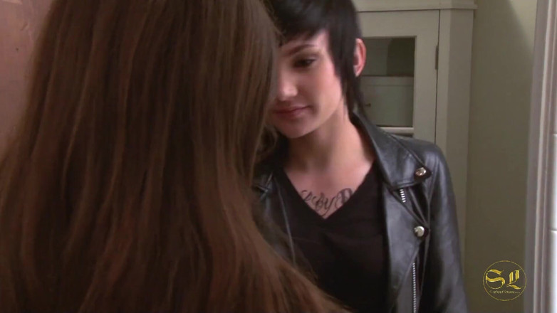 Sinful lesbian: You are so hot for me