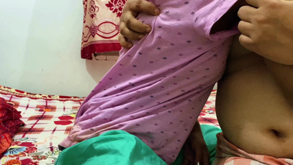 Kaleonjoybd: Follando duro india con audio sucio