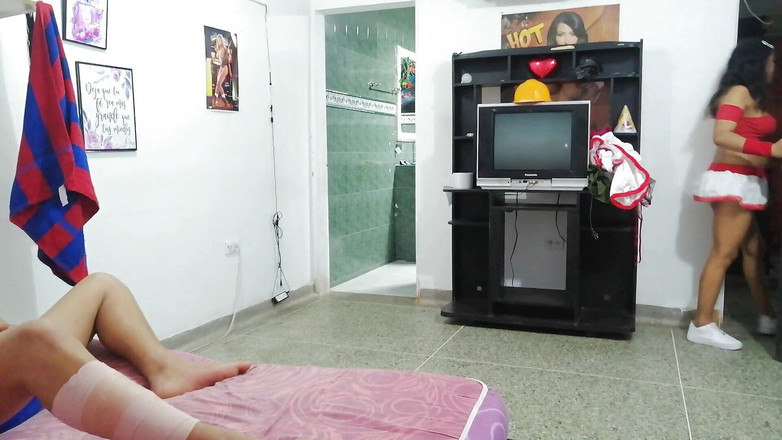 SAMANTA: Me da sexo oral para hacerme acabar