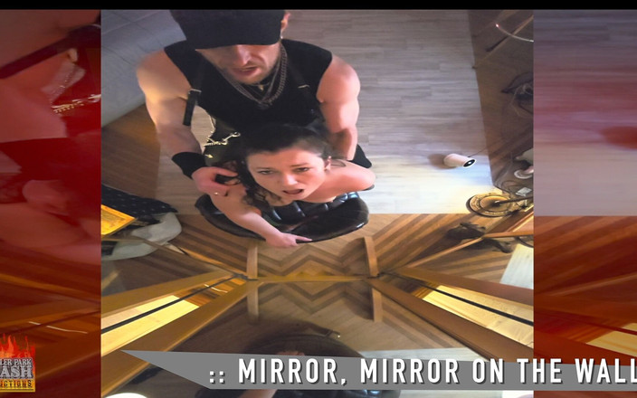 Trailer Park Trash Productions: Thông qua kính nhìn - anh ấy nện cái mông đó