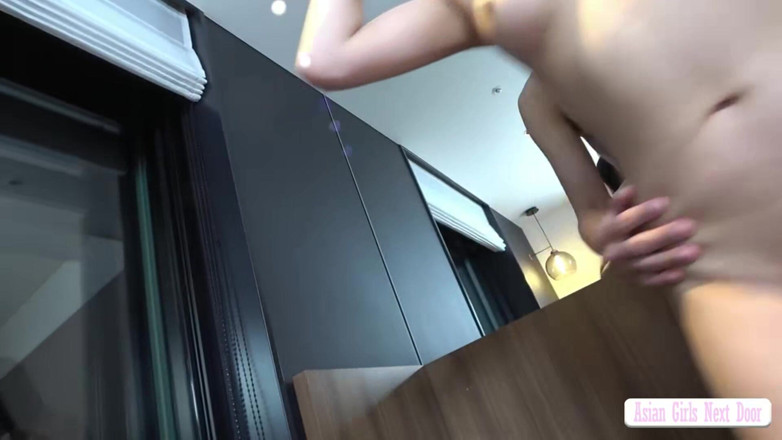 Cheaters Japan: Pale-skinned Office Beauty - Our Date Turns Into a Steamy Private...