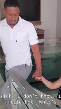 vishaal stanon vaali hot kaale baal vaali chodne laayak mammi ki bare land vaale doktar dvara bethaasha chudaee hoti hai jab tak ki vah uske chehre par viry nahin chhor deta