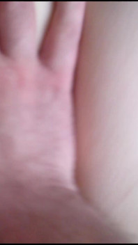 Nue et excitée sur le lit à Braunschweig 1 [massage]