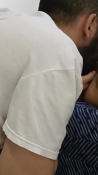 Abang tiri merasai pepek adik tirinya buat kali pertama!
