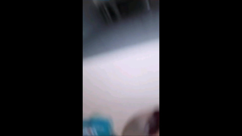 Vtsvts: Domowe wideo dwóch facetów ruchających się w wannie