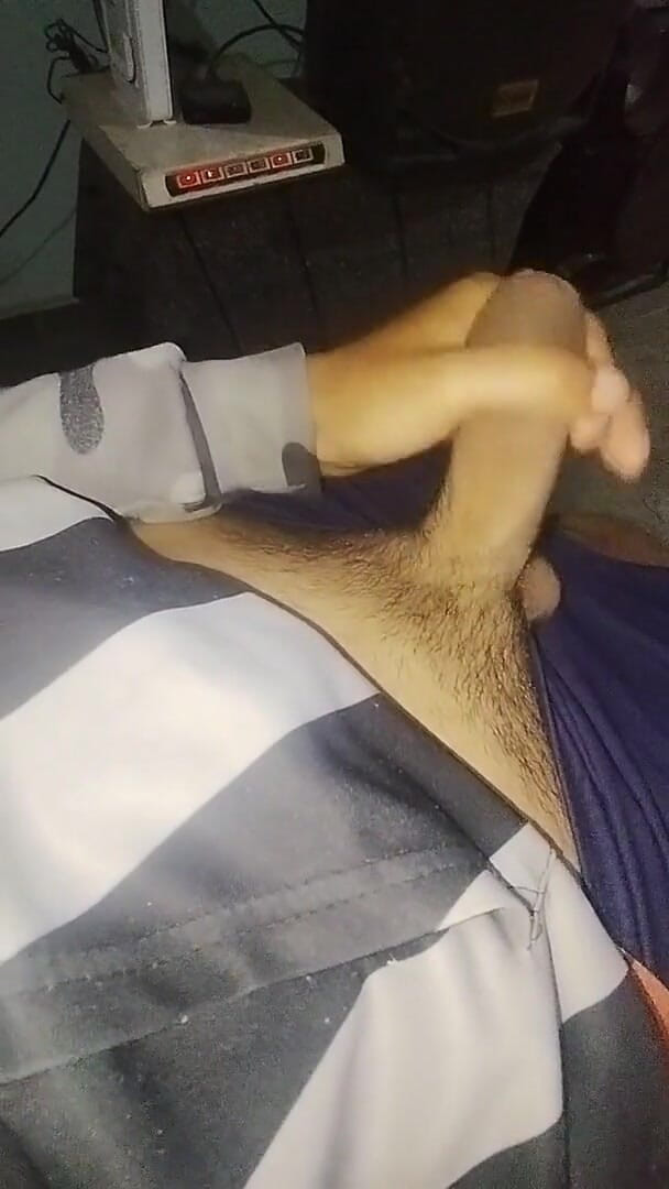 I Take Advantage of the House Alone (Alex Alejandro)