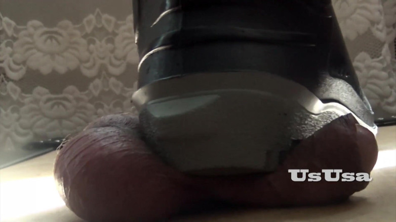 UsUsa: Trampling balls rubber boots