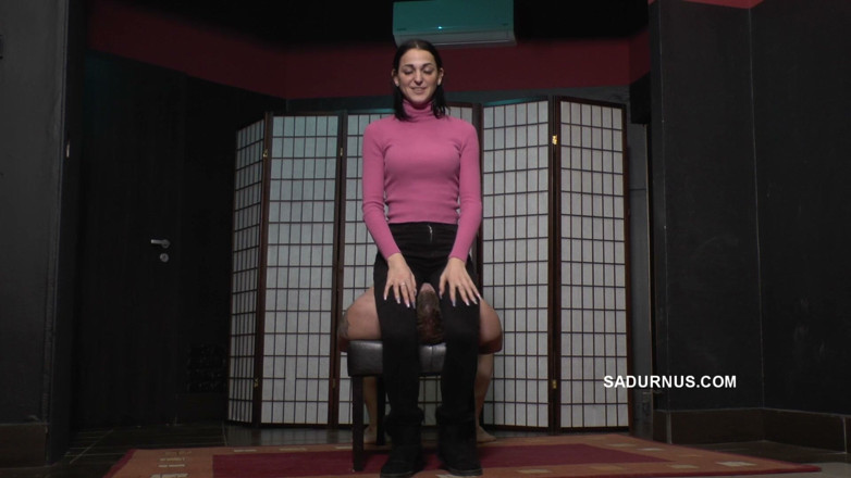Sadurnus: Under Dyanna's Black Trousers