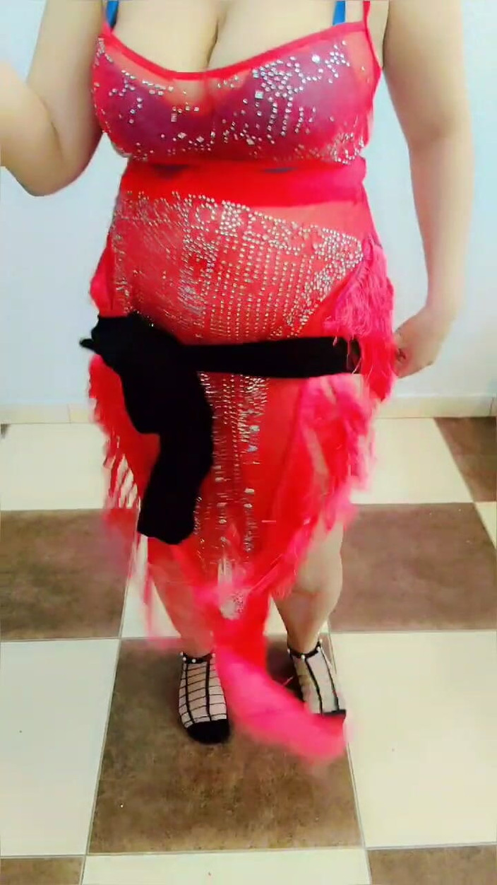 Six my and wife: Cur arab Șase