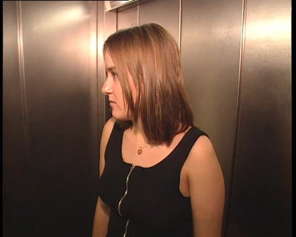 YOUR FIRST PORN: Стажерка Анна - Подъехали на немецких улицах.
