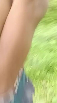 O cheamă pe indianca Desi Bhabhi în junglă