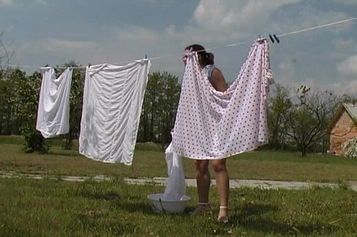 Porno kino: Redhead Teen From Germany Likes to Pee All Over