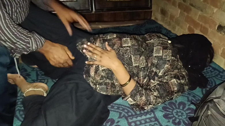 Bhabhi UP: Дезі гаряча бхабхі ганд