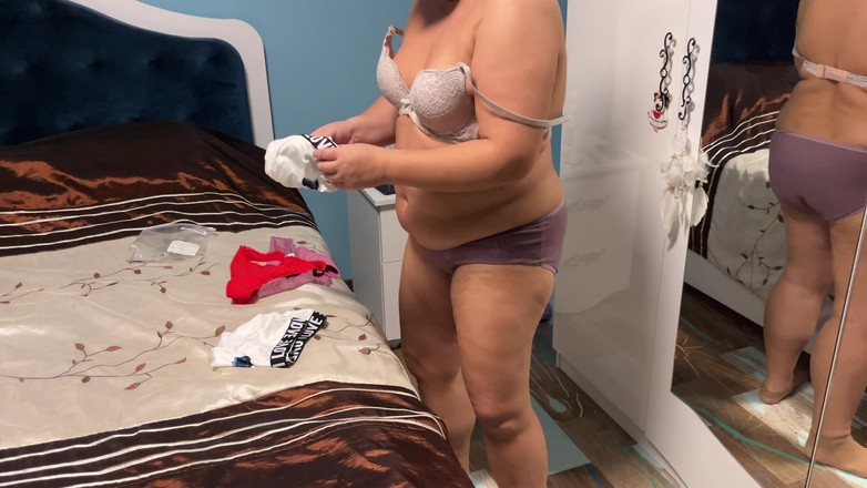 Zara Charm: ザラ・チャーム - ディープハウスファッションの雰囲気。新しいランジェリーの美学