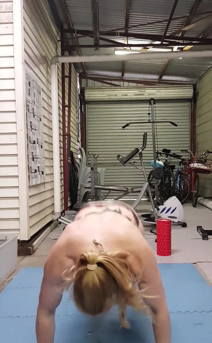 Michellexm: ビキニ有酸素運動