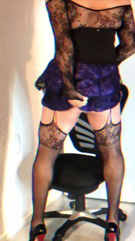Sexy Braziliaanse danseres in platform
