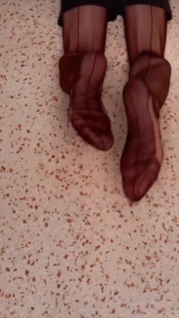 TVI Studios Val Parker: Sucked Under the Bed Helpless and Exposed