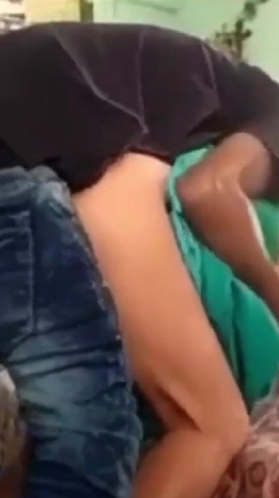 Riyadesi18: デシカップル エクストリームレベルのハードコアセックス