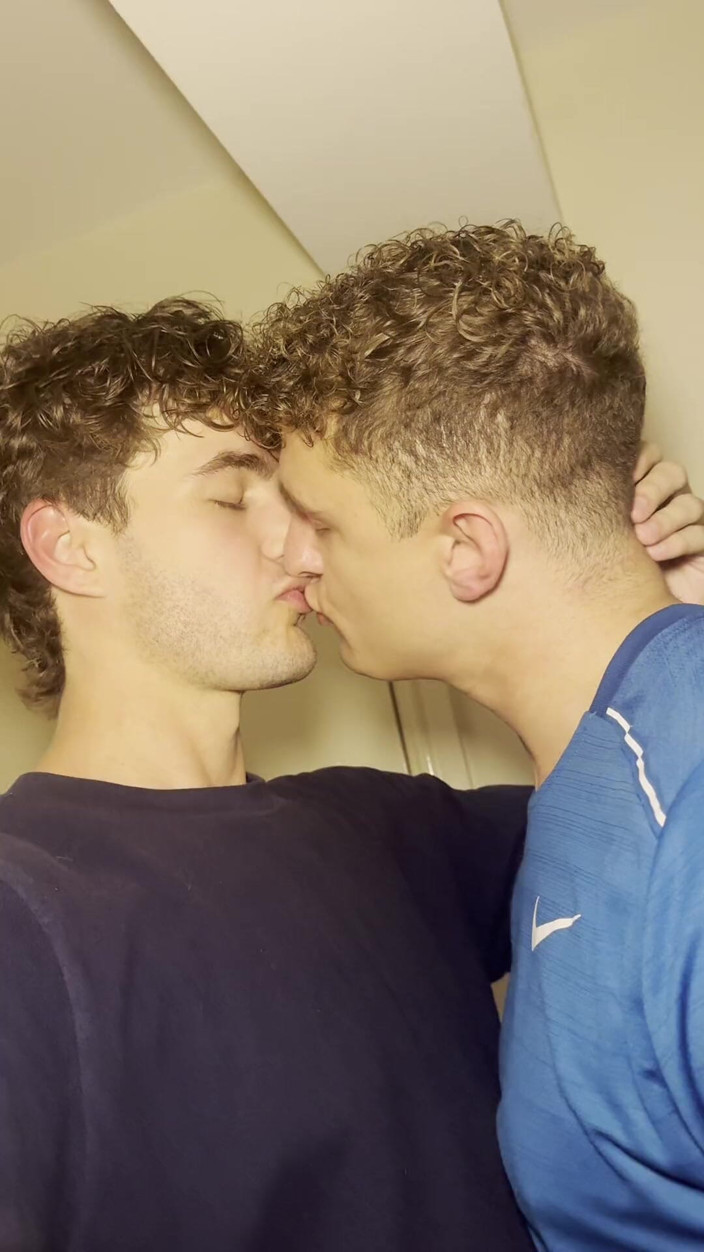 Jak White: Oliver Goons as He Fucks Jaks Tight Hole Filling Him...