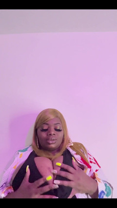 Yanise Lamore: Şerit. Tease