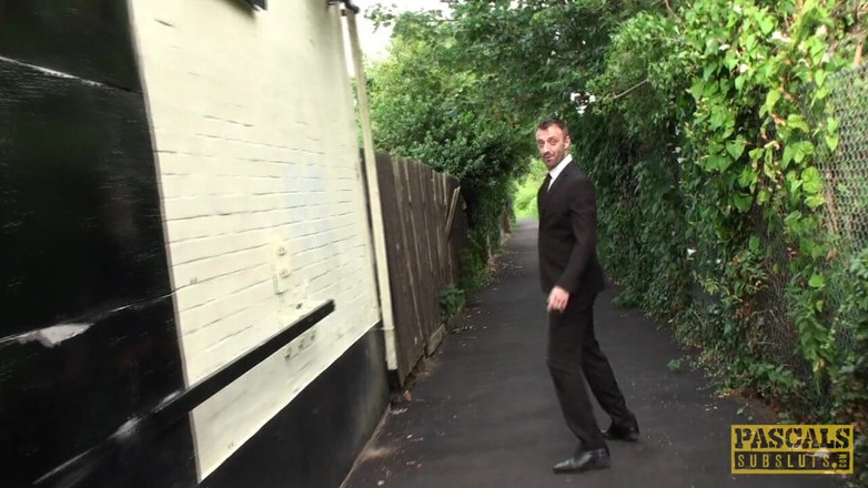 Pascals Subsluts: Alessa Savage