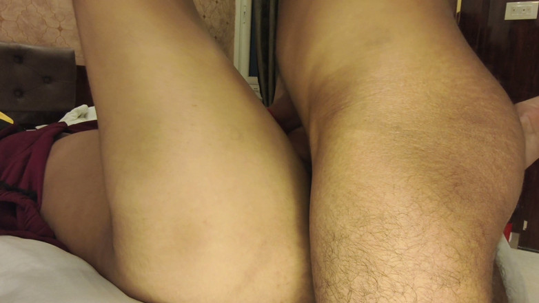 Buddyfuck: Tante seksi india dientot habis-habisan sama dokter hawashi