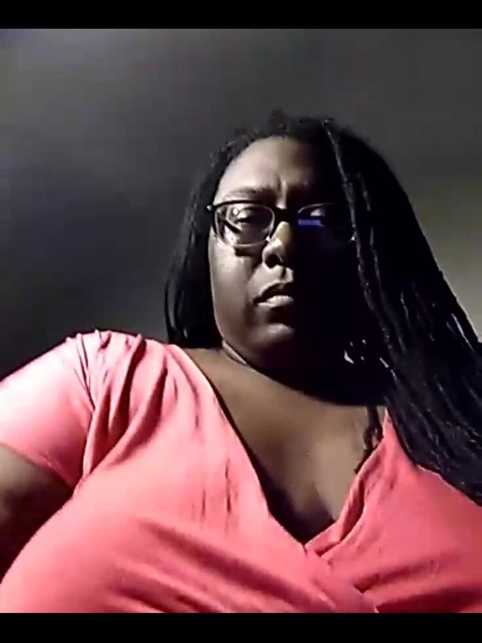 His Queen Suga: Stream Iniziato il 03/17/2020 04:24