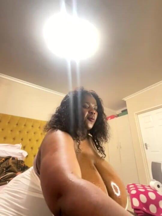 Legendary Booty Overdose: Fat &amp; Milky