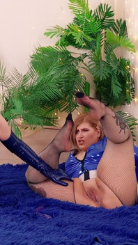 Sexy milfs molhadas com kinky role play romântico foda no quarto (arya grander)