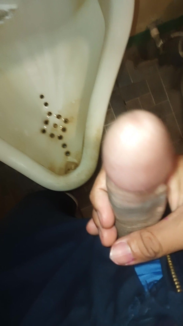 Cute boy jerks off: Chico pajero se masturba en nicaragua managua en metrocentro en...