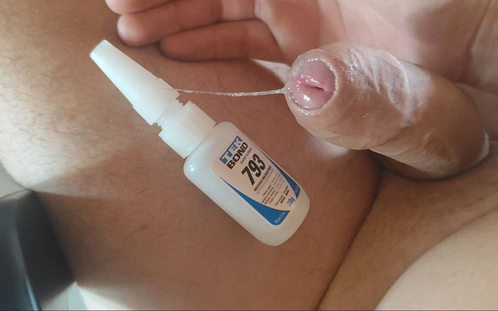 Straight Daddy Club: Implant Veineux Autocollant Fait Maison!!