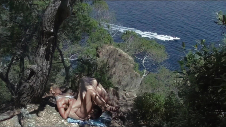Inhonorof porn: Anal Sex on the Cliffs