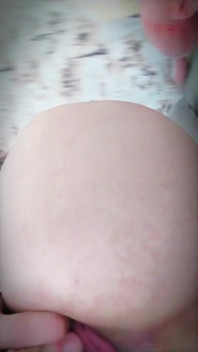 Sweet Selfie Pancutan mani dalam lubang dubur banci merah jambu